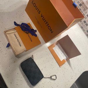 Black Damier Louis Vuitton zipper pouch wallet